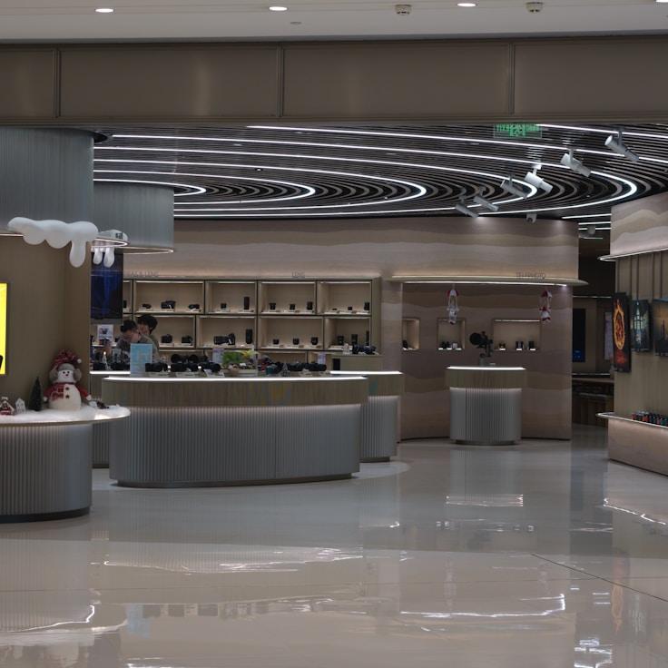 Family-friendly shopping and daily life in Portugal